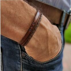 Lederarmband für Männer - Handgefertigt & Personalisiert