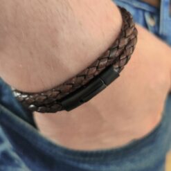Alternative view of Herren Wickelarmband aus gewebtem Leder mit Gravur