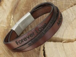 Alternative view of Robustes Lederarmband für Männer - personalisierbar mit Name oder Text