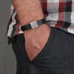 Alternative view of Personalisiertes Lederarmband - Gravur mit Fingerabdruck oder Text