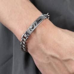 Alternative view of Edelstahl-Gravurarmband für Männer - stilvoll und personalisiert